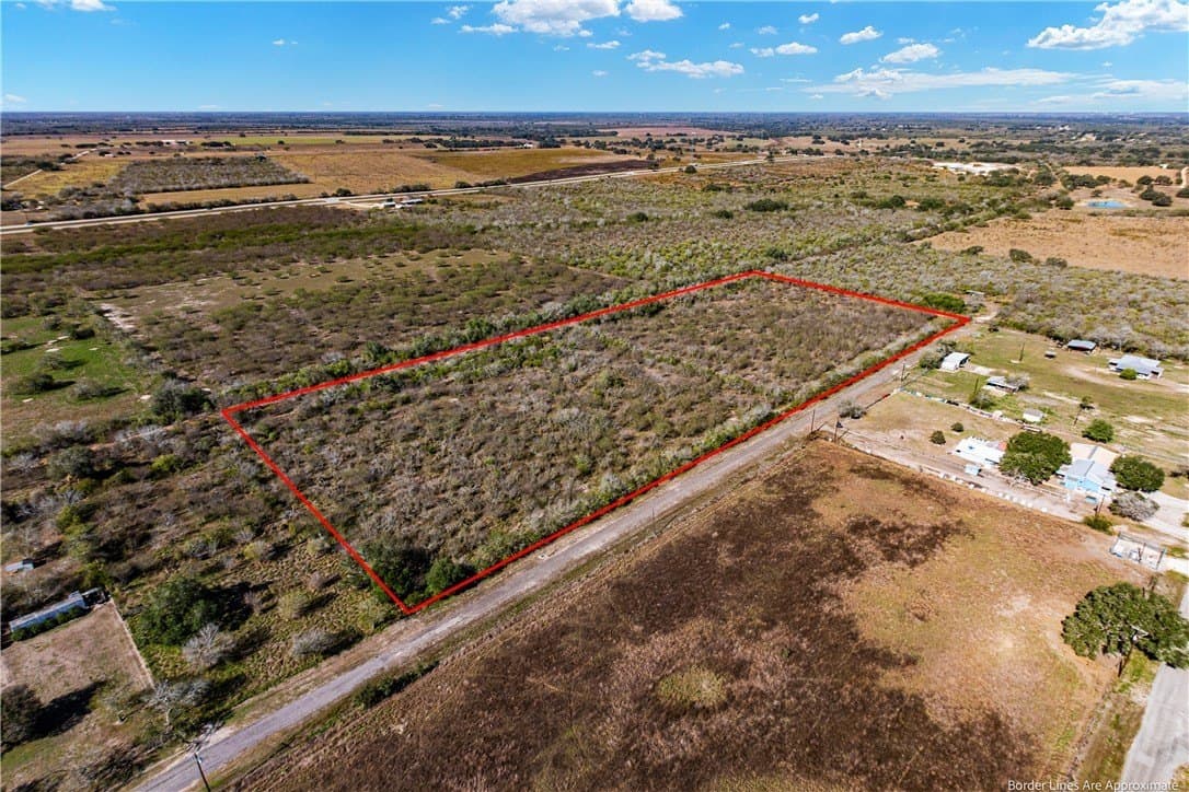 10.85 acres in Bee County - photo 9