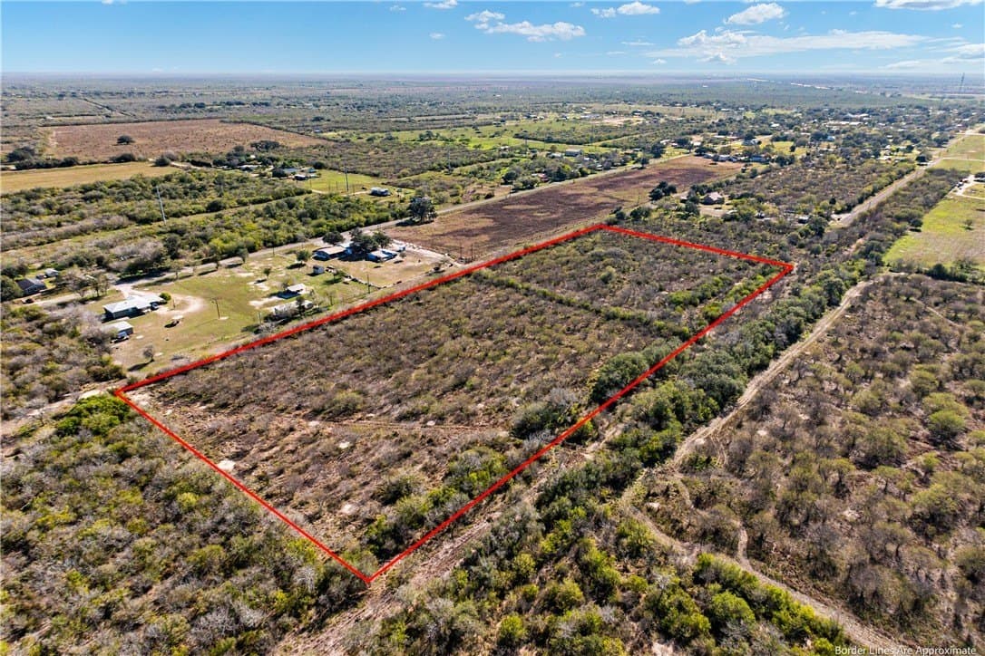 10.85 acres in Bee County - photo 5