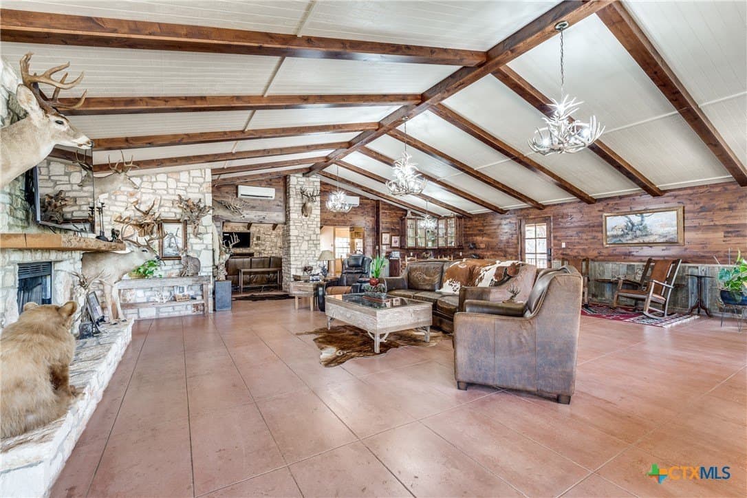 28.23 acres in Bexar County - photo 9