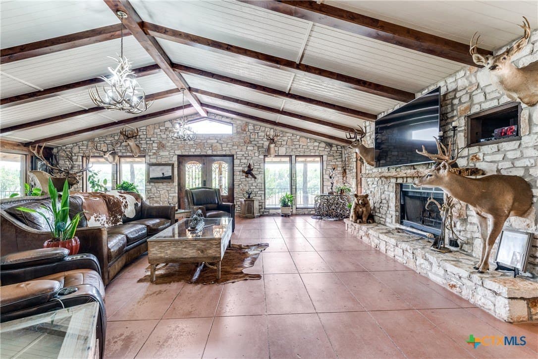 28.23 acres in Bexar County - photo 7