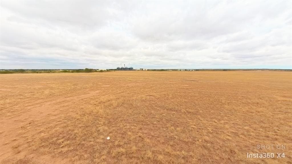 30 acres in Wichita County - photo 4