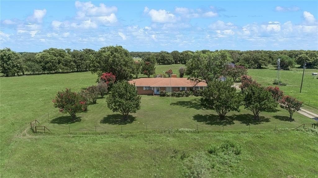 246.3 acres in Kaufman County - photo 16