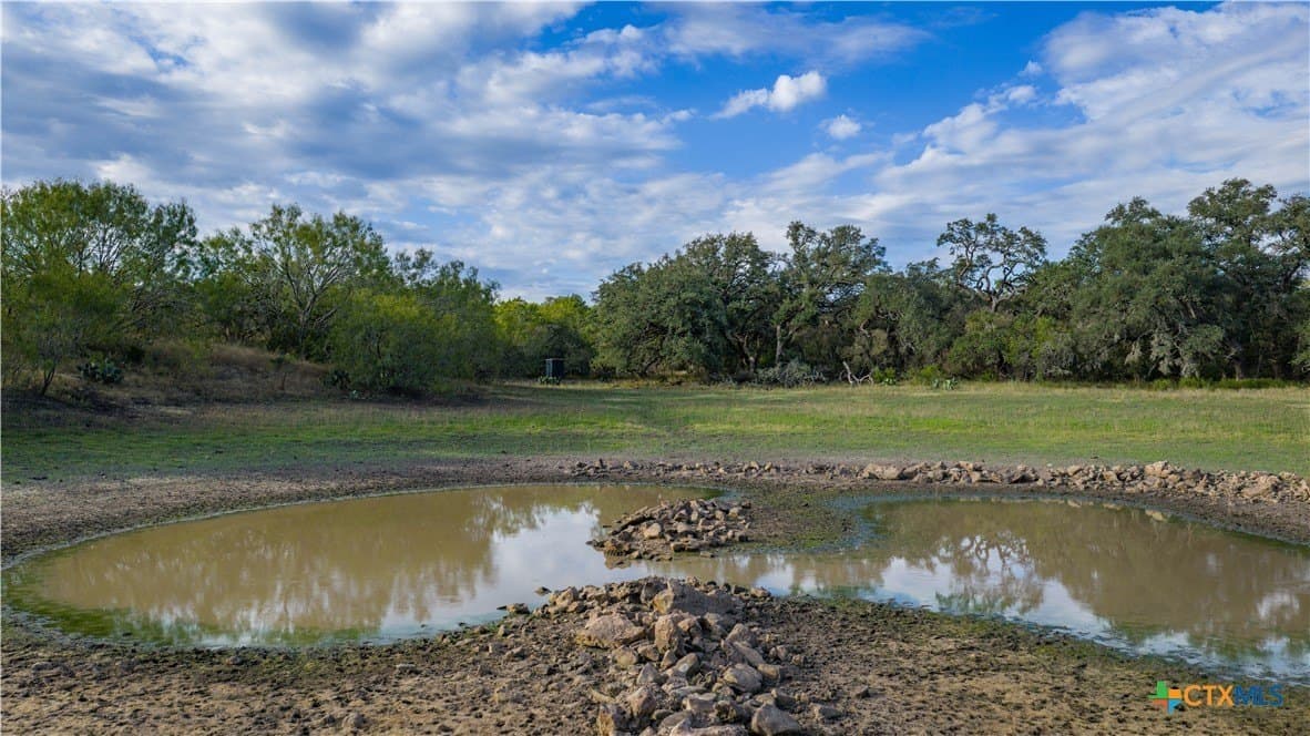 52.65 acres in Comal County - photo 4
