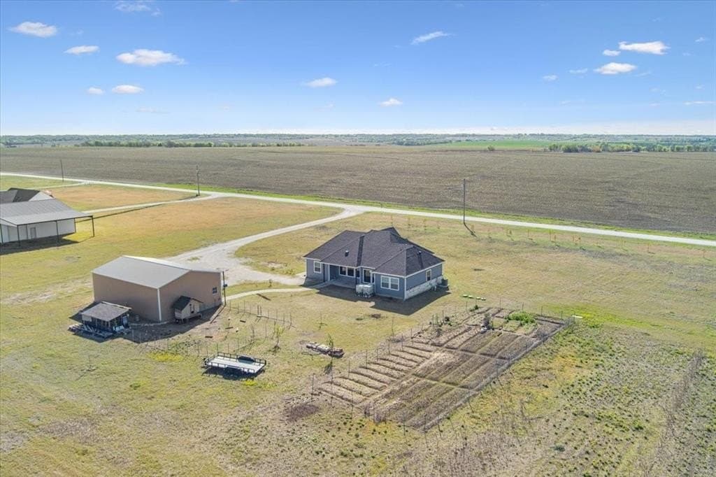 21.85 acres in Hill County - photo 10