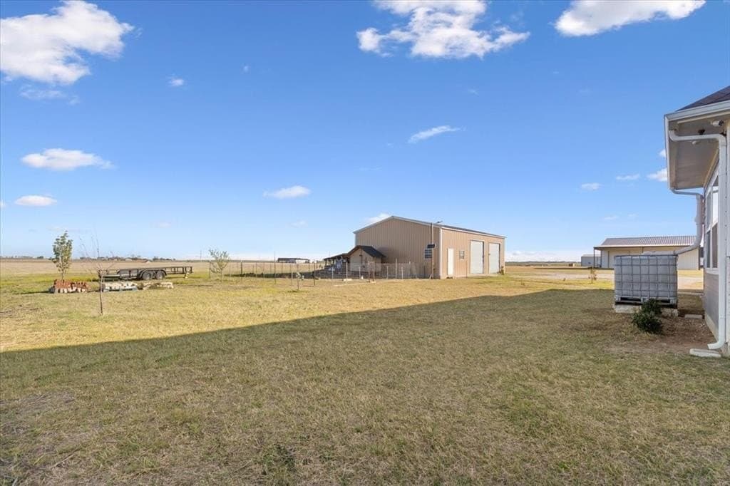 21.85 acres in Hill County - photo 17