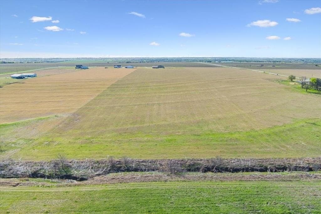 21.85 acres in Hill County - photo 11