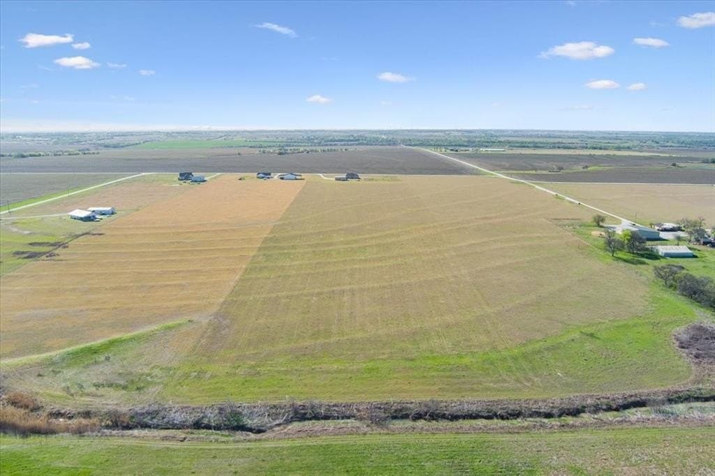 21.85 acres in Hill County - photo 14