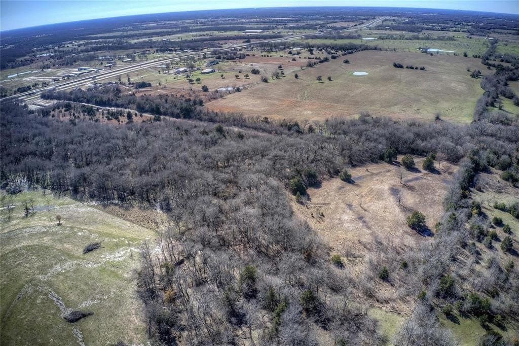 30.01 acres in Hunt County - photo 8