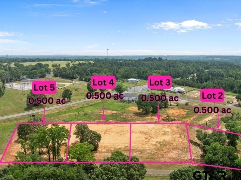 0.5 acres in Smith County - photo 3