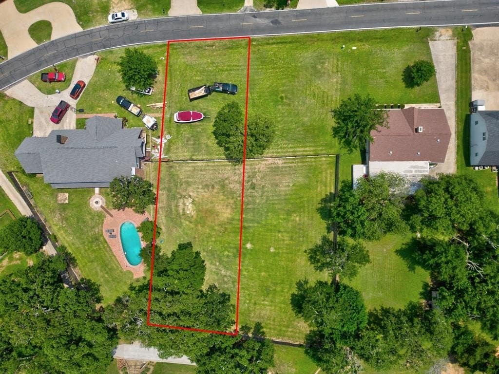 0.39 acres in Cooke County - photo 3
