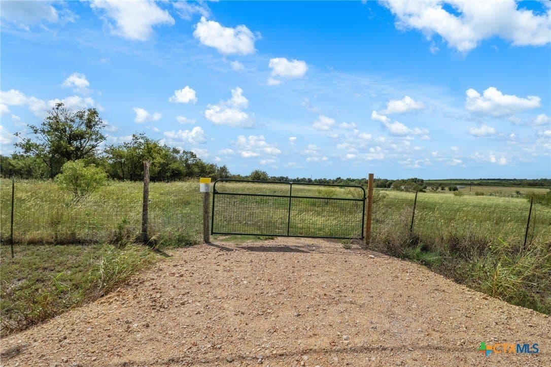 10 acres in Bell County - photo 7