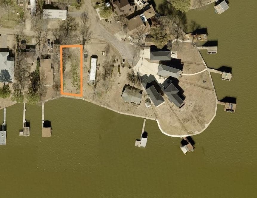0.15 acres in Henderson County - photo 6