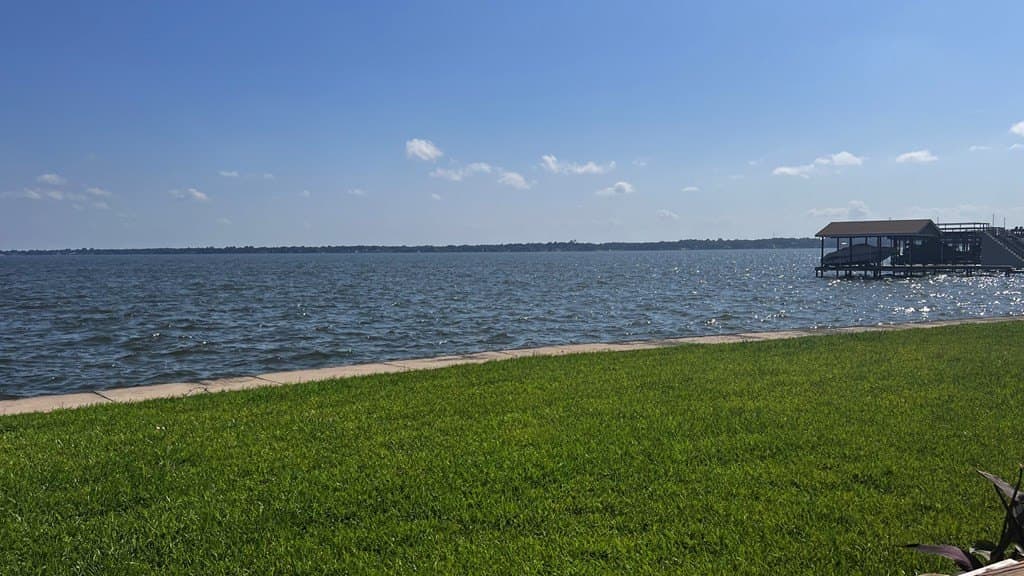 0.15 acres in Henderson County - photo 2