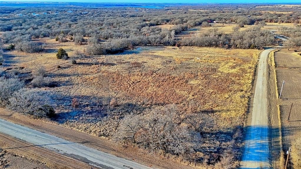 8 acres in Montague County - photo 15