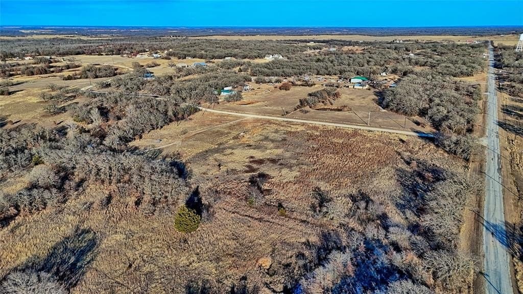 8 acres in Montague County - photo 18