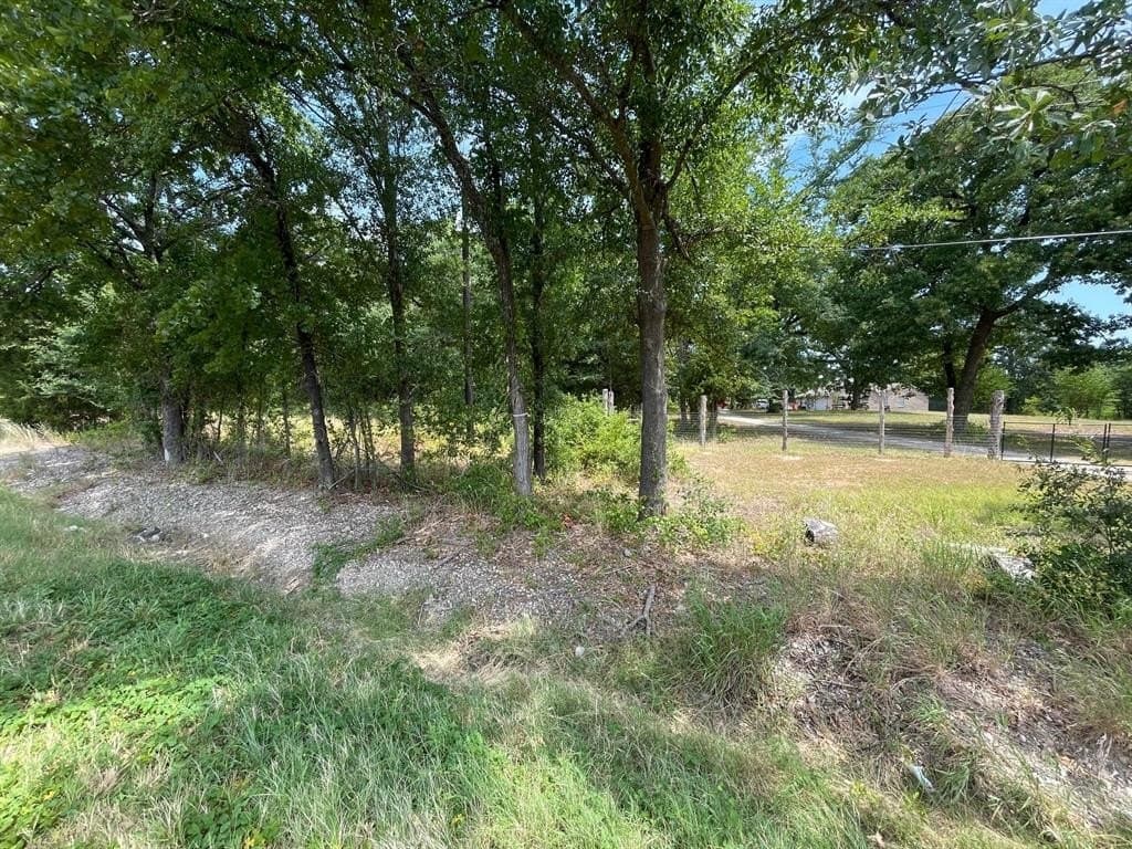 2.01 acres in Hunt County - photo 4