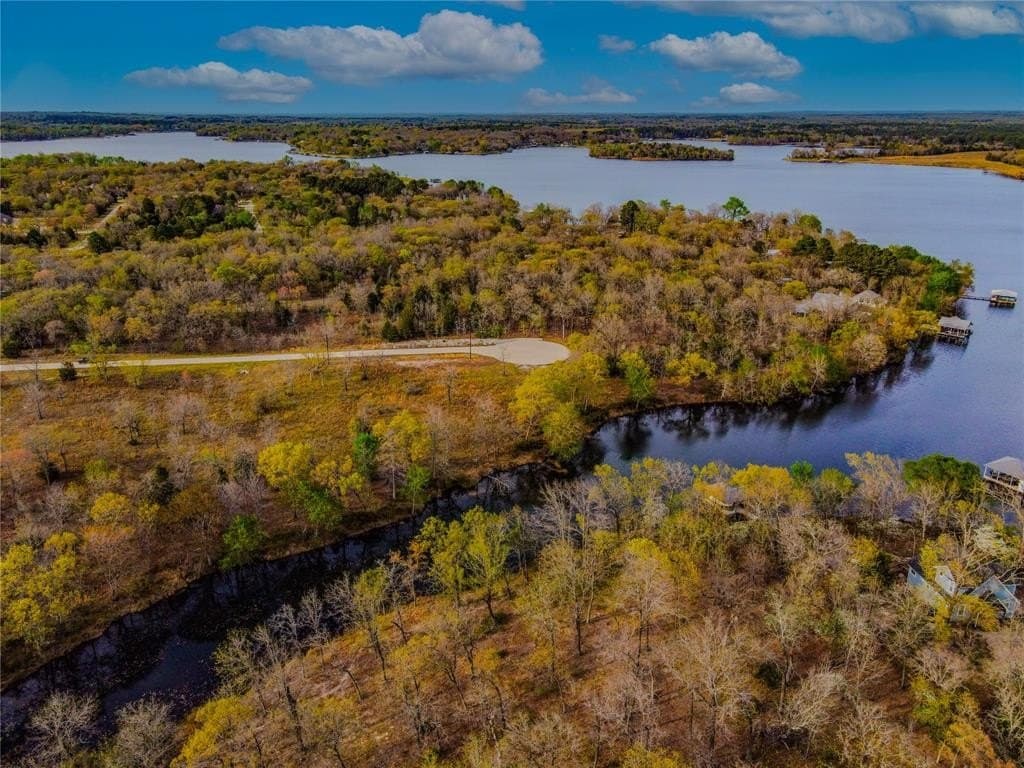 0.81 acres in Henderson County - photo 3