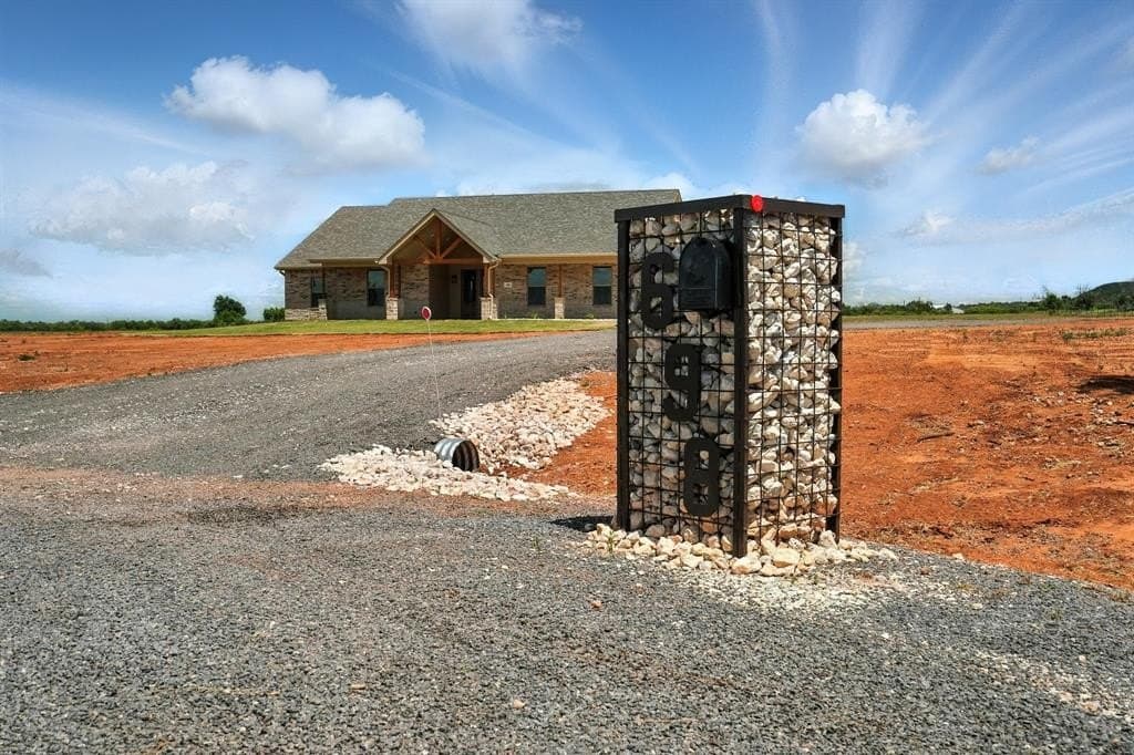 698 County Road 321