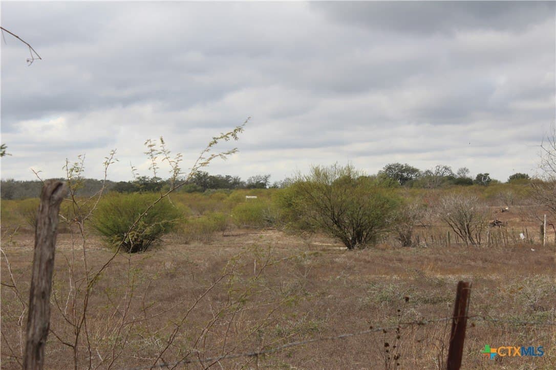 15 acres in Guadalupe County - photo 19