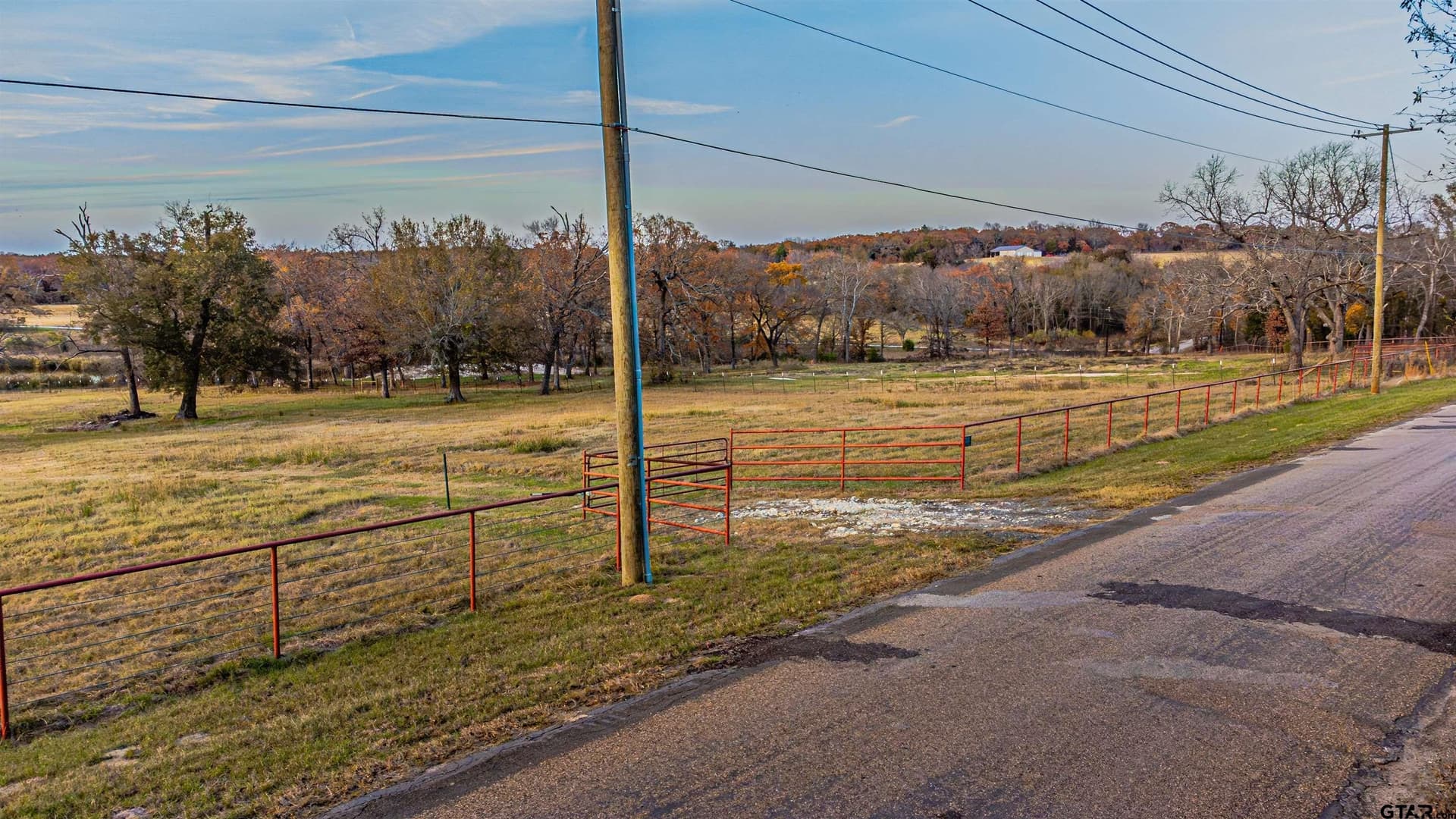 10.01 acres in Henderson County - photo 2