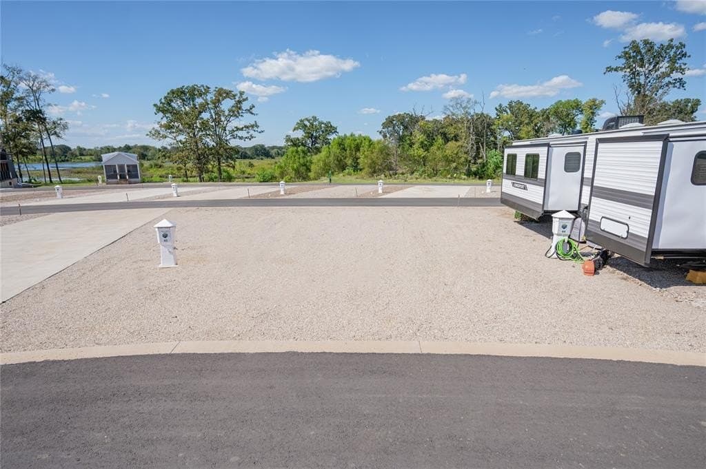 0.04 acres in Titus County - photo 8