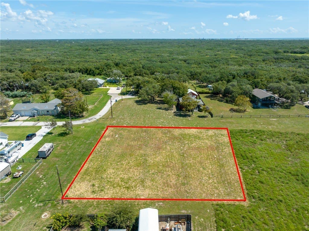 0.39 acres in San Patricio County - photo 6
