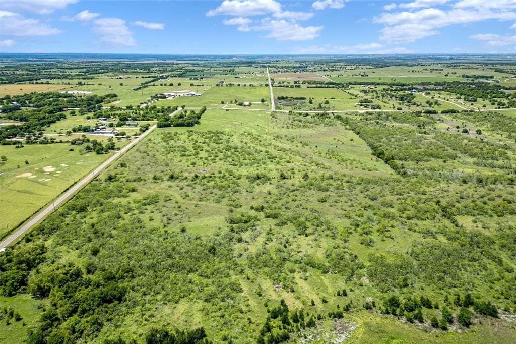 11.1 acres in McLennan County - photo 8