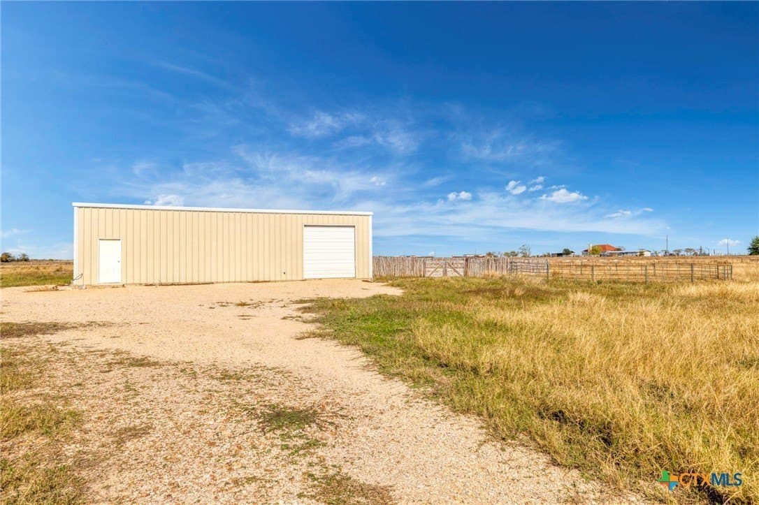 11.3 acres in Guadalupe County - photo 39