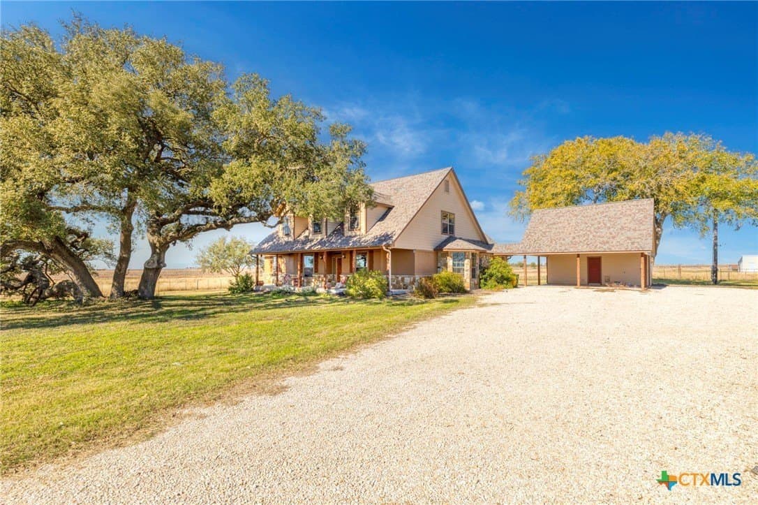 11.3 acres in Guadalupe County - photo 5