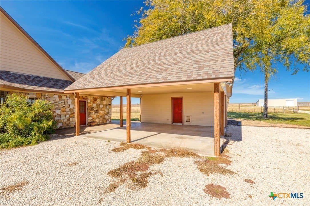 11.3 acres in Guadalupe County - photo 7