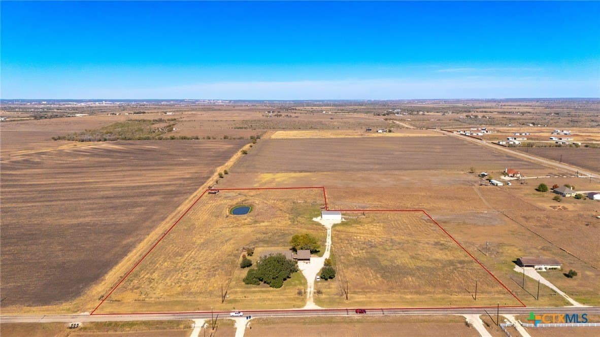 11.3 acres in Guadalupe County - photo 2