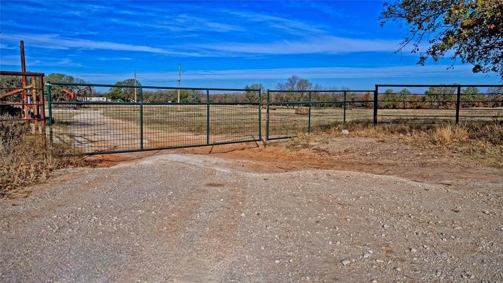 65 acres in Montague County - photo 16