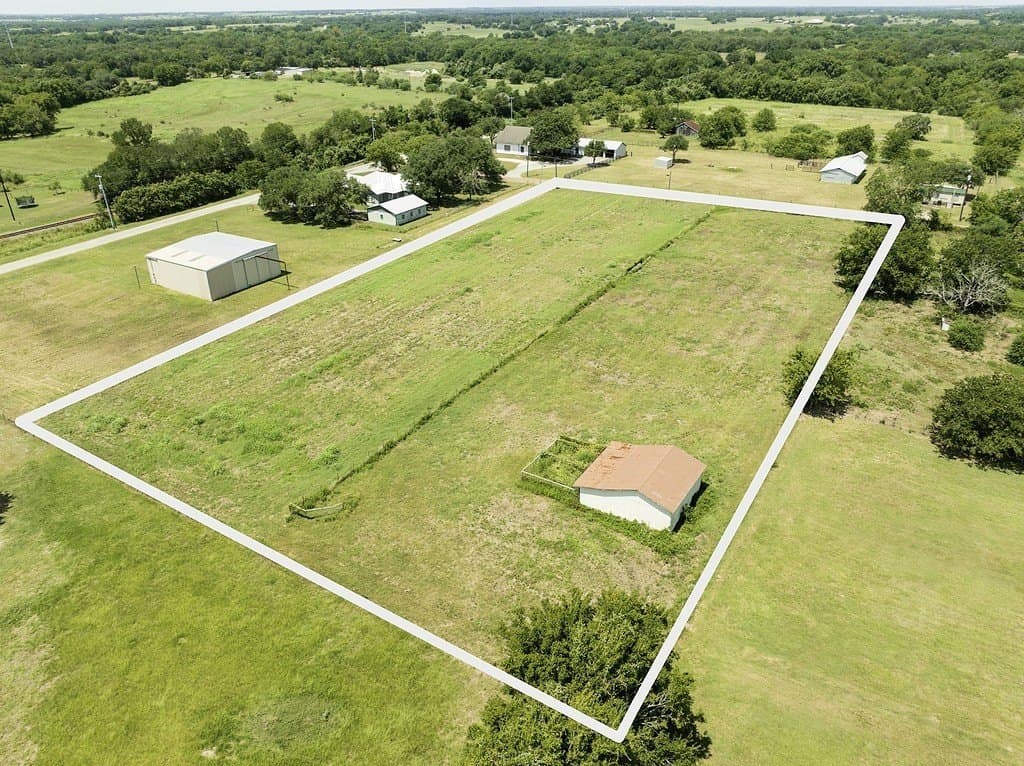 2.27 acres in Fayette County - photo 3