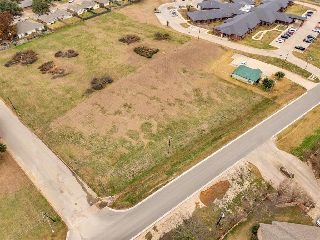 1.21 acres in Hill County - photo 2