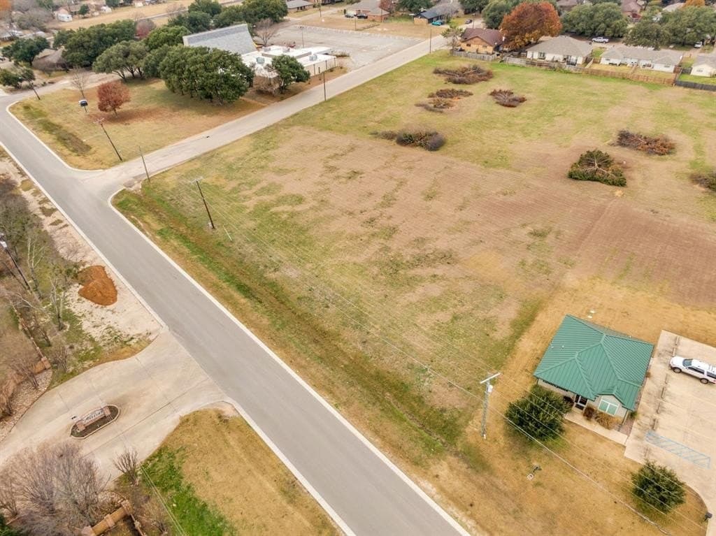 1.21 acres in Hill County - photo 9