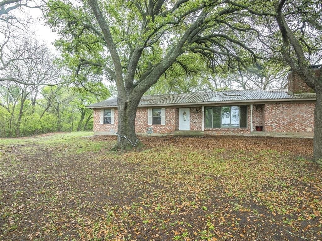 17.92 acres in Ellis County - photo 5