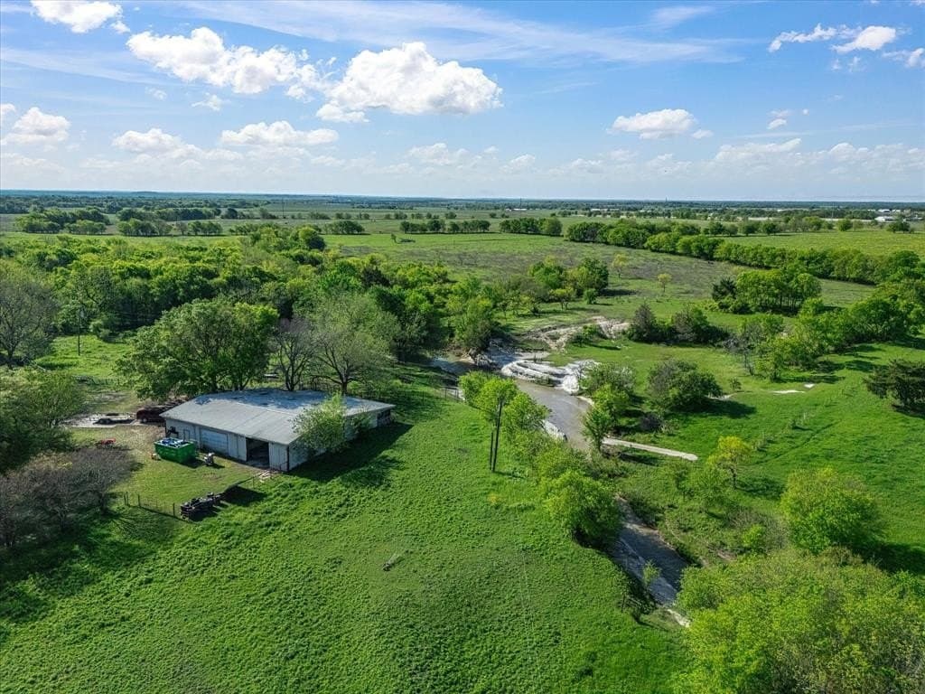 17.92 acres in Ellis County - photo 28