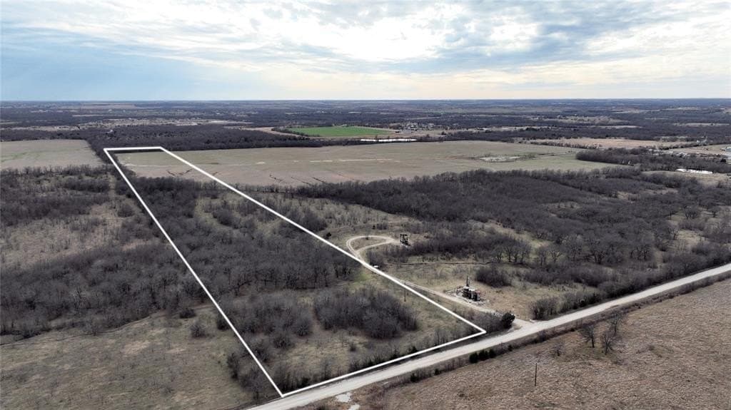 14.18 acres in Grayson County - photo 2