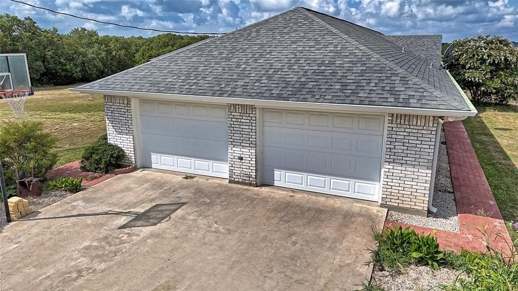 10 acres in Montague County - photo 2