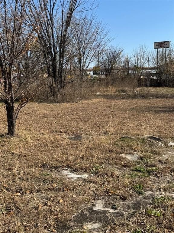 0.92 acres in Tarrant County - photo 3