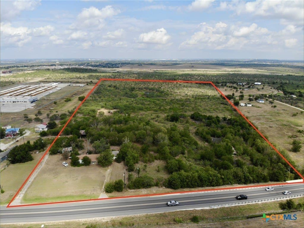 49.93 acres in Hays County - photo 2