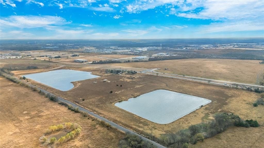 53.92 acres in Hunt County - photo 8