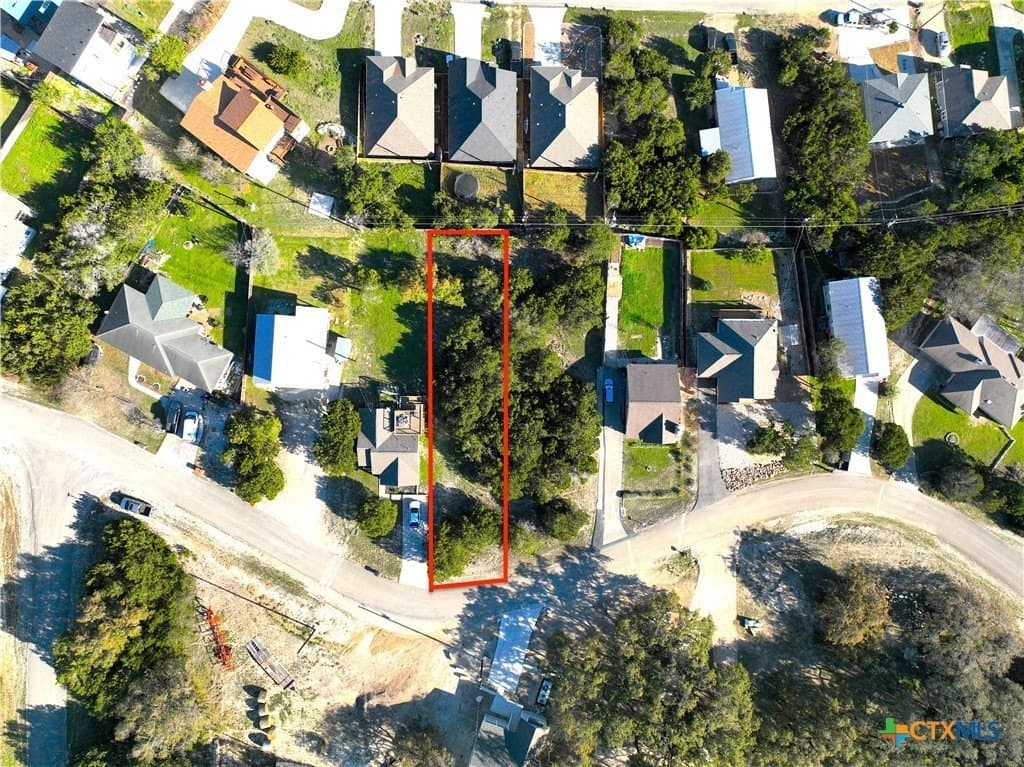 0.23 acres in Comal County - photo 2