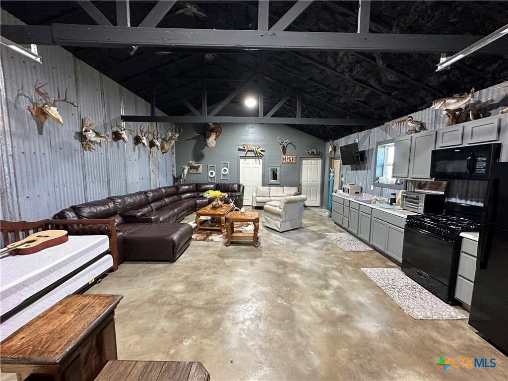 7.88 acres in Victoria County - photo 12