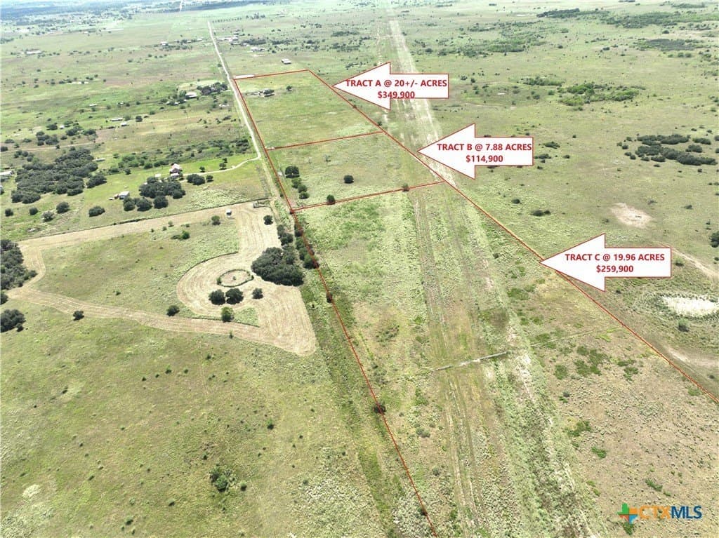 7.88 acres in Victoria County - photo 2