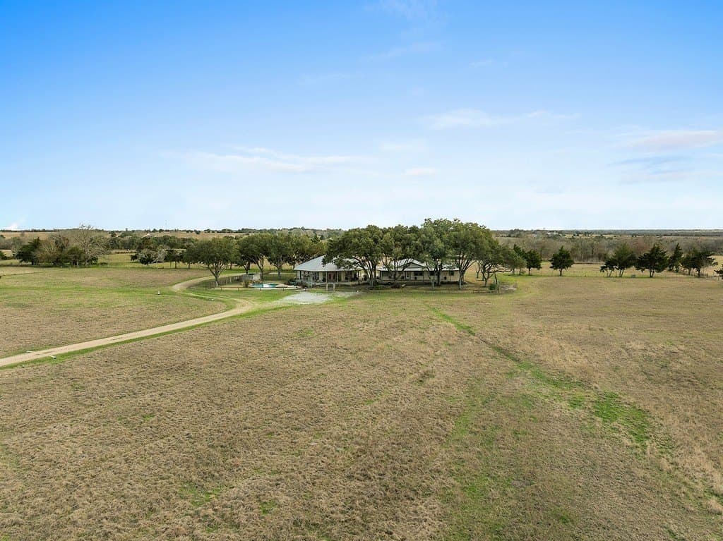 2346 Bruno Road