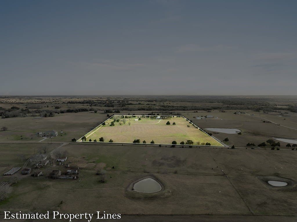 28.32 acres in Fayette County - photo 12