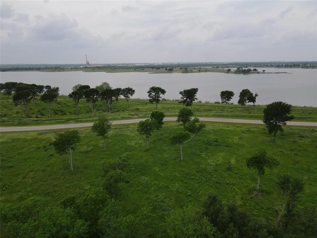 1.08 acres in Navarro County - photo 11