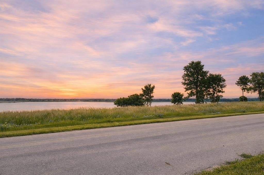 1.08 acres in Navarro County - photo 2