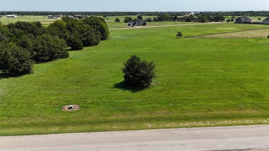 1 acres in Navarro County - photo 2